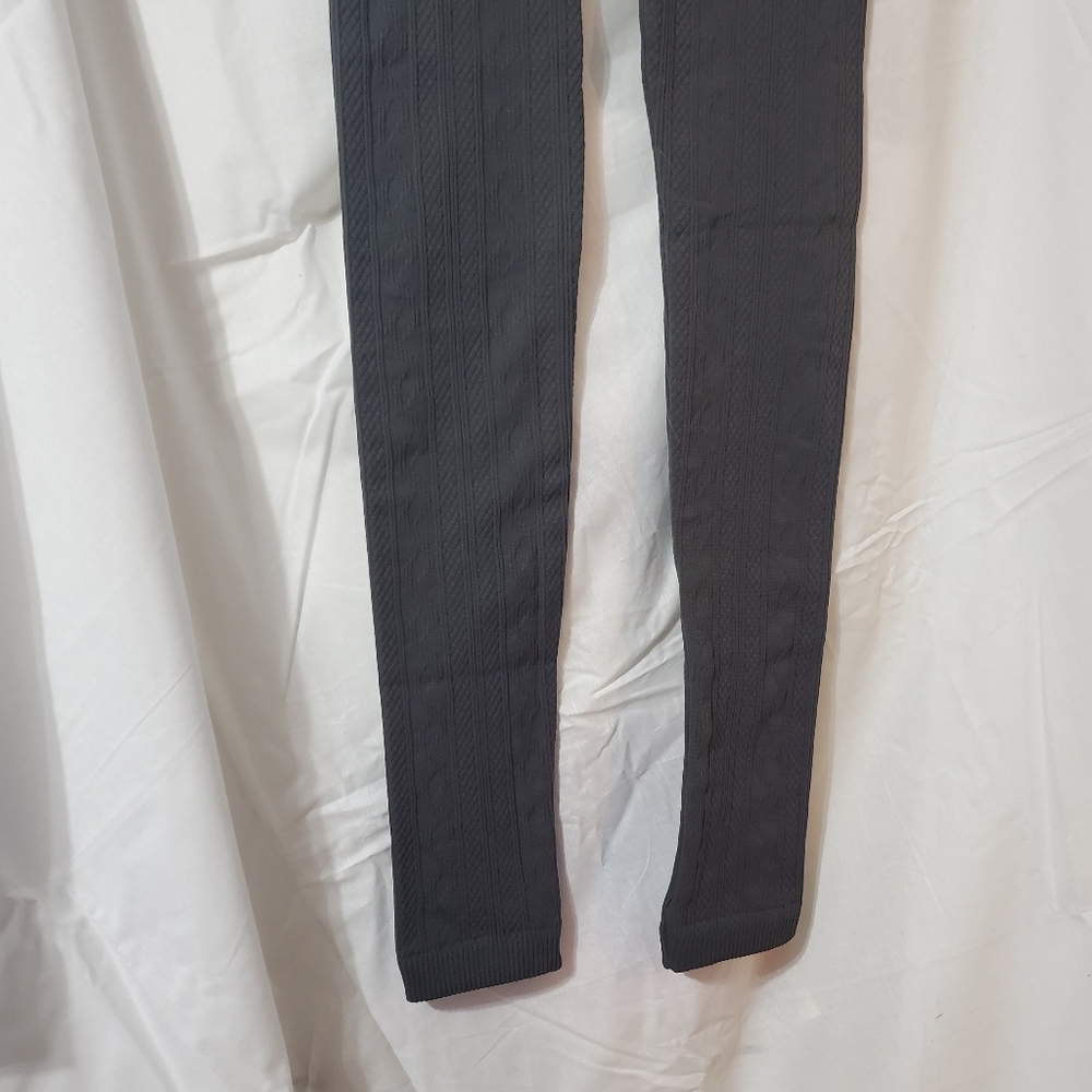 Leggings, cable style in grey